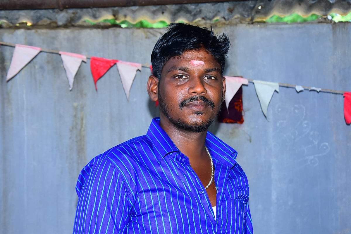 ஓனர் பணம்; ஆன்லைன் ரம்மியில் பணத்தை இழந்த இளைஞர் - விரக்தியில் தற்கொலை செய்து கொண்ட சோகம்!