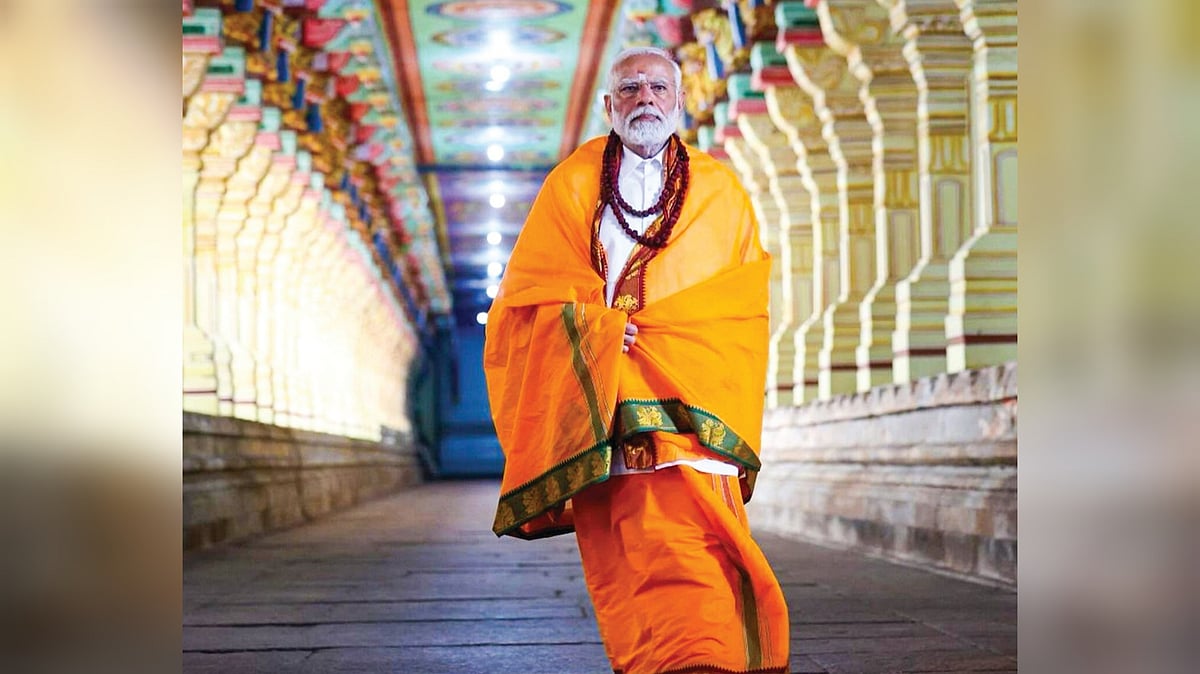 `சிலர் என்னை கிரேஸியாக கூட நினைக்கலாம்... ஆனாலும் பரமாத்மாதான் என்னை அனுப்பினார்..!' - மோடி