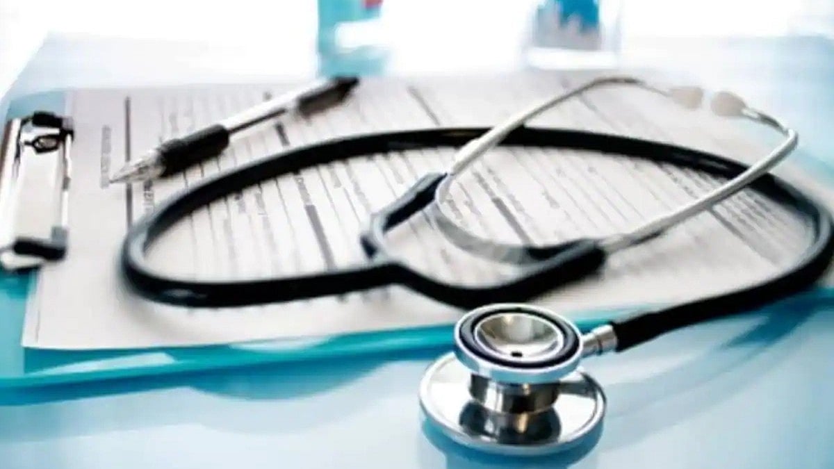 NEET: நீட் வினாத்தாள் கசிவு விவகாரம்; எய்ம்ஸ் மருத்துவர்கள் 3 பேர் கைது... CBI அதிரடி!