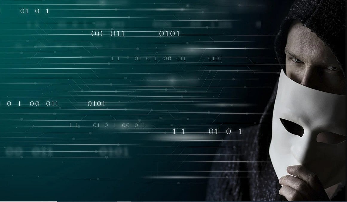 ஆன்லைன் பங்கு வர்த்தக மோசடி: வாழ்நாள் முழுக்க சம்பாதித்த ரூ.4.6 கோடியை இழந்த முதியவர்கள்...!