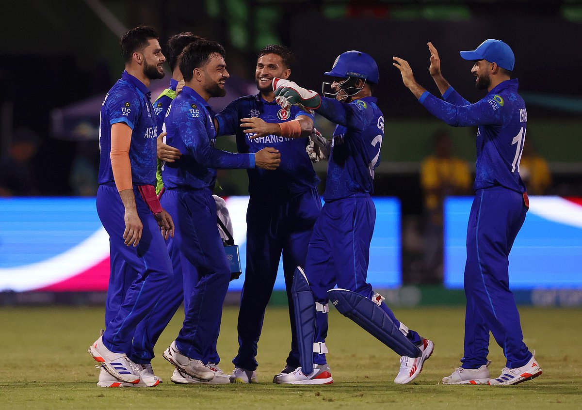 NZ v AFG: `சம்பவம் செய்த ஆப்கன்; சரணடைந்த நியூசிலாந்து!' - ரஷித் கான் & கோ வென்றது எப்படி?