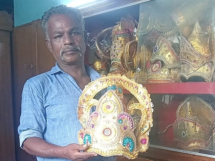 ``என் அப்பாதான் எம்.ஜி.ஆருக்கு மேக்கப் போட்டாரு!