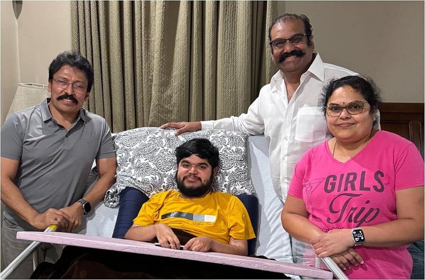 Nepolean: ”300 ஏக்கர் நிலம்; குதிரைப் பண்ணை அவர் மகாராஜா பசங்க இளவரசர்கள்!” - ரவி ஐபிஎஸ்