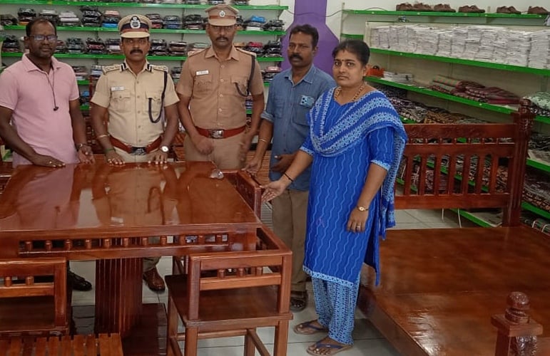 மதுரை சிறைச் சந்தை: `இனி திருமண சீர்வரிசையும் கிடைக்கும்! - சிறைவாசிகளின் அடுத்த முயற்சி 