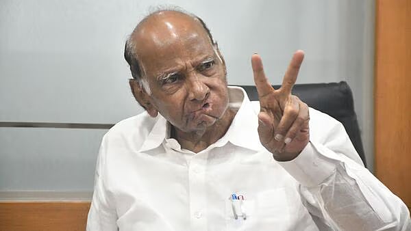 Sharad Pawar: உறவுகள், நெருக்கமானவர்களின் துரோகம் - இருந்தும் சரத் பவார் தேர்தலில் சாதித்தது எப்படி?