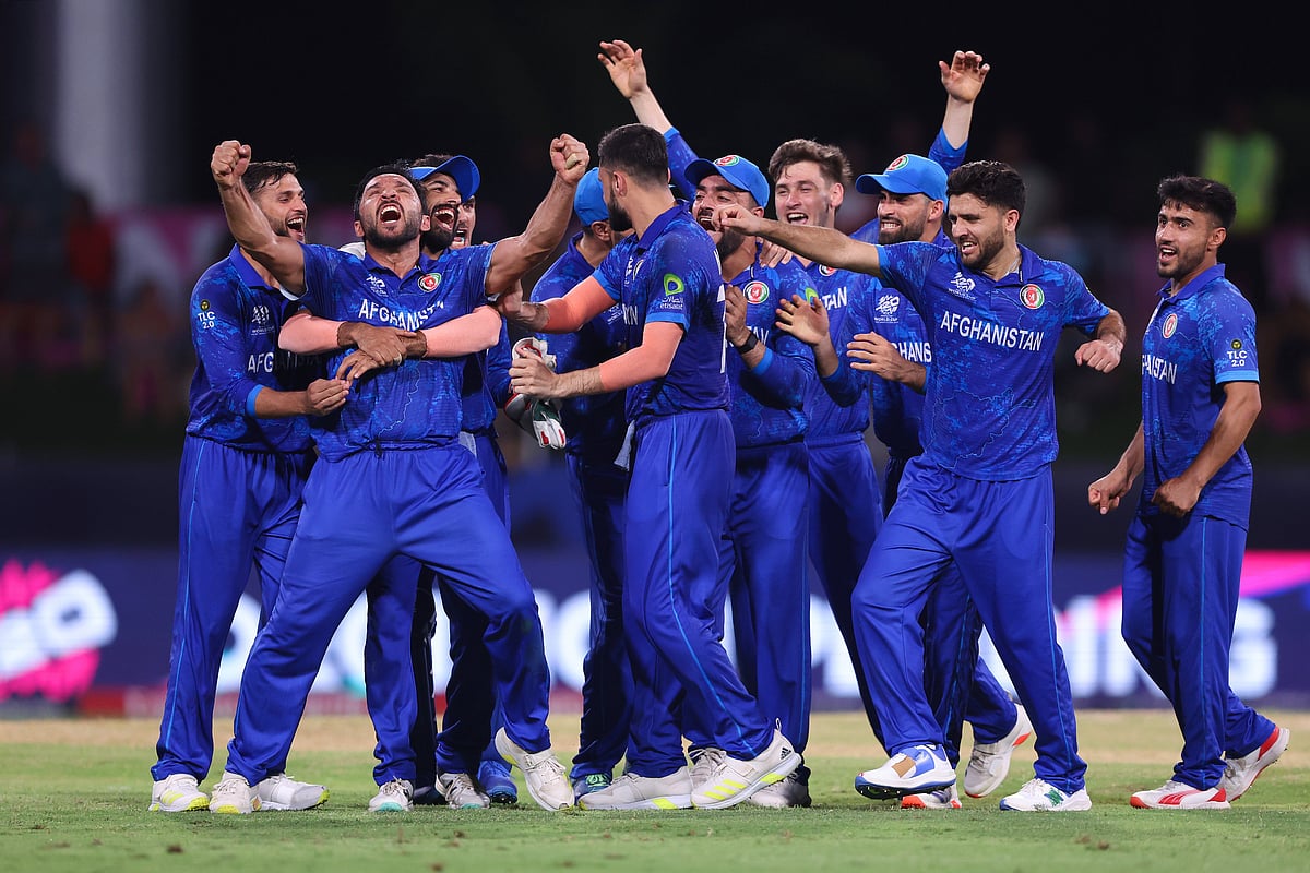 AFG v AUS : `இதுதான்டா கிரிகெட்!' - மிரட்டிய ஆப்கானிஸ்தான்; கிறுகிறுத்துப் போன ஆஸ்திரேலியா!