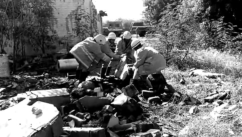 மூலப்பொருள் கலவையில் உராய்வு -  சாத்தூர் பட்டாசு ஆலை வெடிவிபத்தில் 4 பேர் பலியான சோகம்