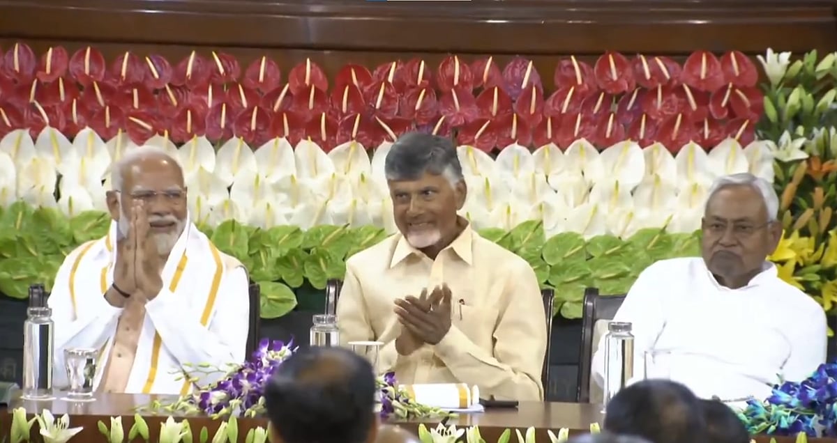 ``அமித் ஷாவின் கருத்தை பாஜகவின் கூட்டணிக் கட்சிகள் ஆதரிக்கிறார்களா?'' - அரவிந்த் கெஜ்ரிவால் கேள்வி