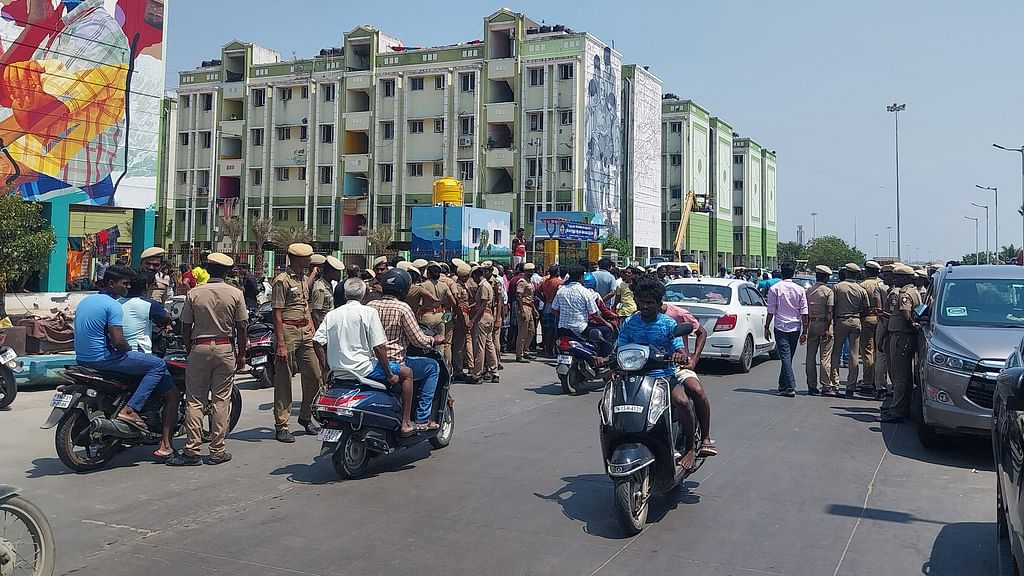 வஞ்சிக்கப்படும் மீனவர்கள்: நொச்சிக்குப்பம் லூப் சாலை விவகாரத்தில் என்ன நடந்தது? - Ground Report