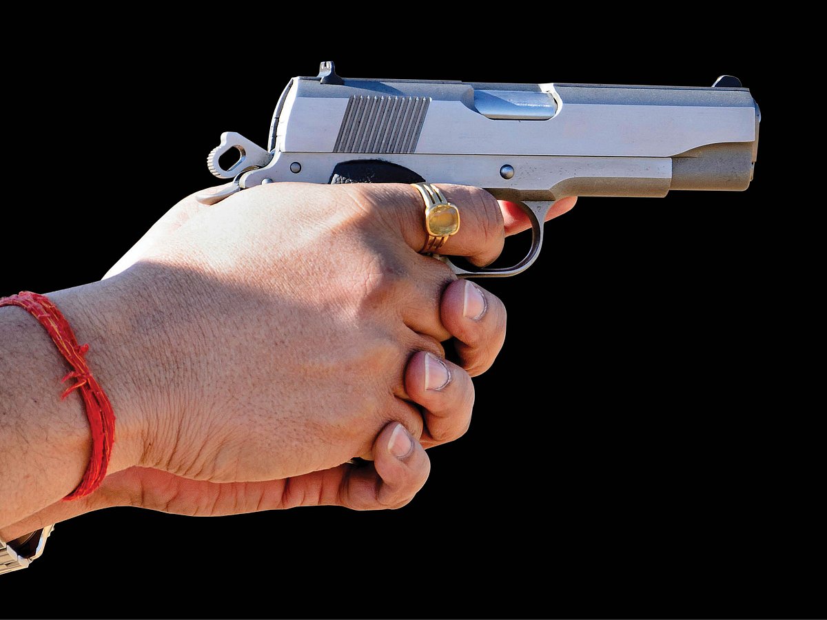 போலீஸ் ரேடாரில் யார், யார்?