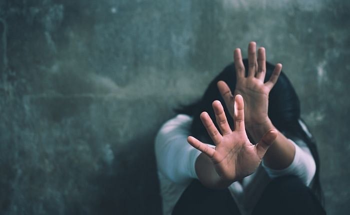 கடலூர்: பெற்ற மகள்களைப் பாலியல் வன்கொடுமை செய்த கொடூர தந்தைக்கு ஆயுள் தண்டனை - கோர்ட் அதிரடி