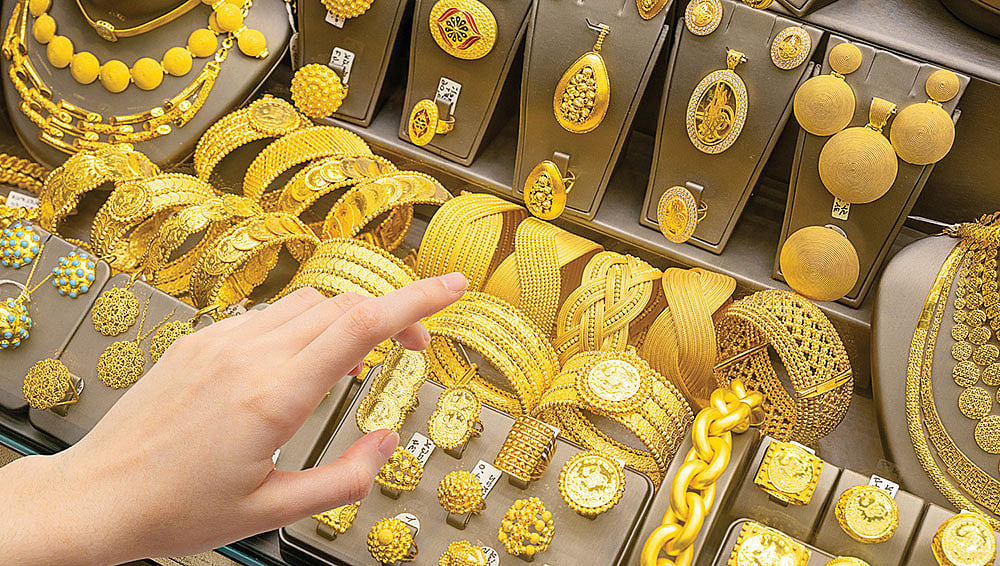 Gold: தங்கம் விலை மூன்று மாதங்களுக்கு பிறகு மீண்டும் ரூ.55,000-த்தை தாண்டியது!