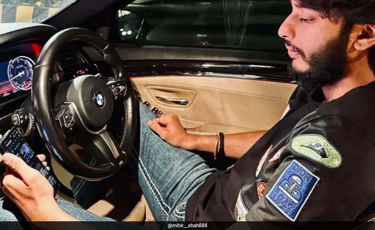 Mumbai BMW Dash: பெண்ணை 1.5 கி.மீ இழுத்துச் சென்று... 2 முறை காரை ஏற்றிக் கொன்ற சிவசேனா தலைவர் மகன்!