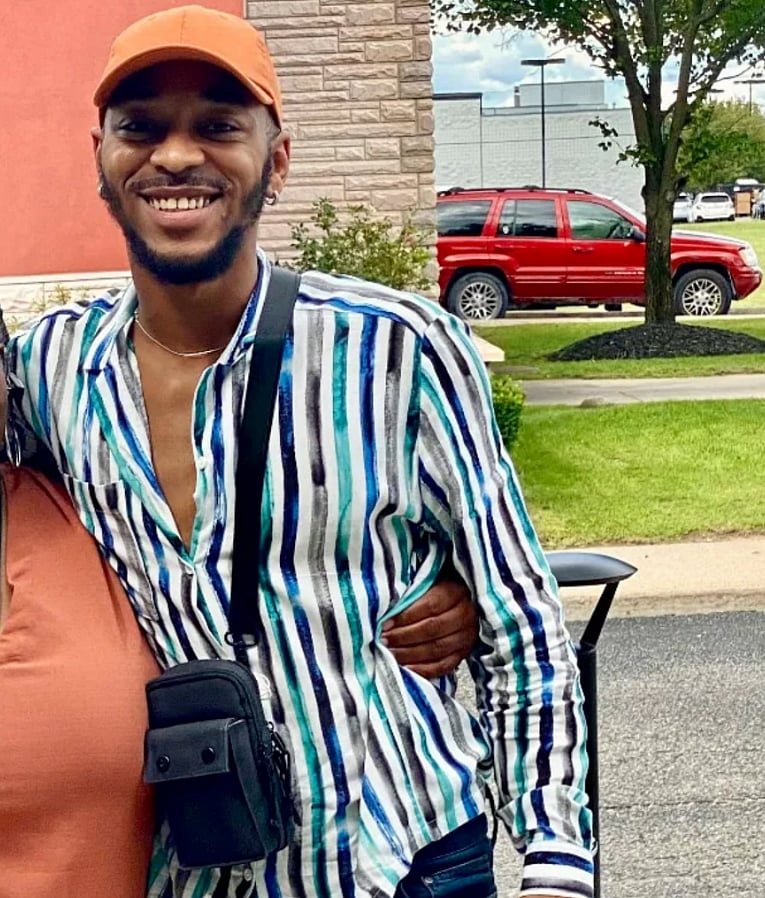 ட்வைட் ஜாக்சன் - ஷினோலா ஹோட்டல்