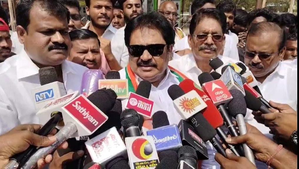 `கொலைச் சம்பவங்களை வைத்து சட்டம் ஒழுங்கு சீர்கெட்டு விட்டதாக கூற முடியாது!' - திருநாவுக்கரசர்