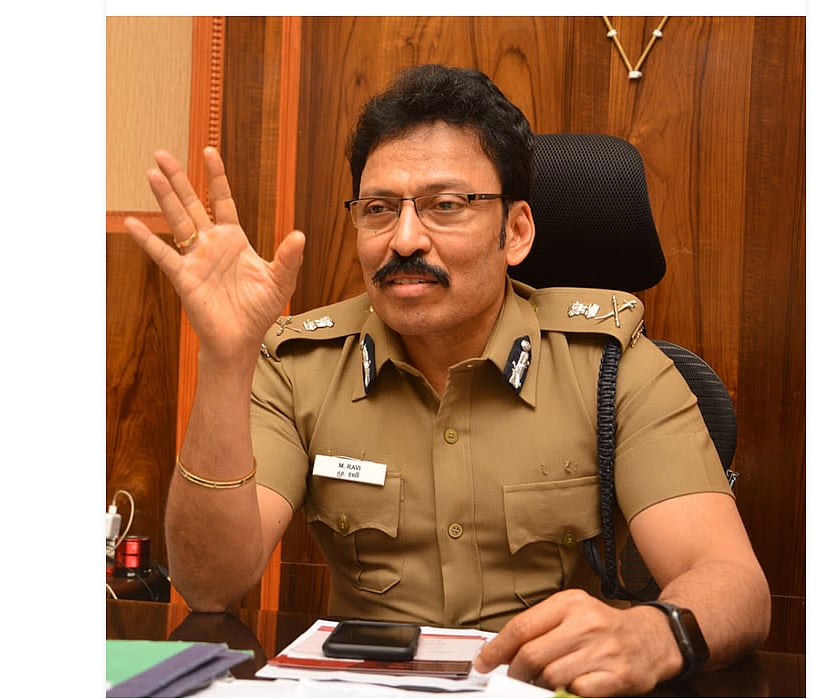 “படத்துல நடிக்க எனக்கு நிறைய வாய்ப்பு வருது! ஆனா...” - ரவி ஐ.பி.எஸ் பேட்டி