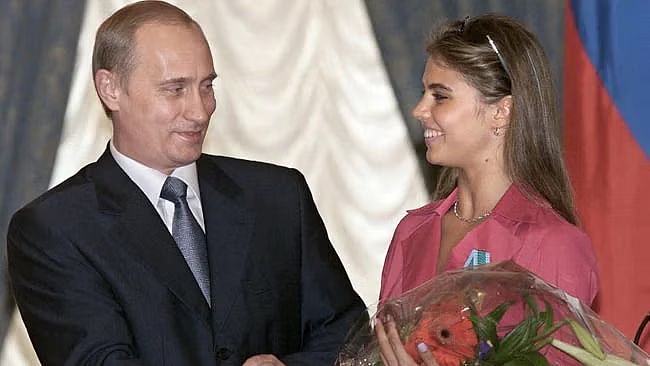 Vladimir Putin: Baby Boy Excited Putin… Did You Know About 2 Sons? | Russia: Vladimir Putin’s two secret sons! Where do they live? Vladimir Putin: Baby Boy Excited Putin… Did You Know About 2 Sons? | Russia: Vladimir Putin’s two secret sons! Where do they live?