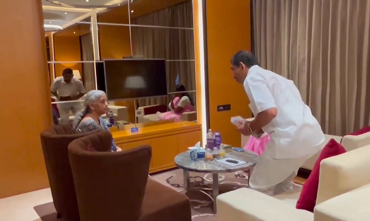 கோவை அன்னபூர்ணா ஹோட்டல் உரிமையாளர், நிர்மலா சீதாராமன் சந்திப்பு