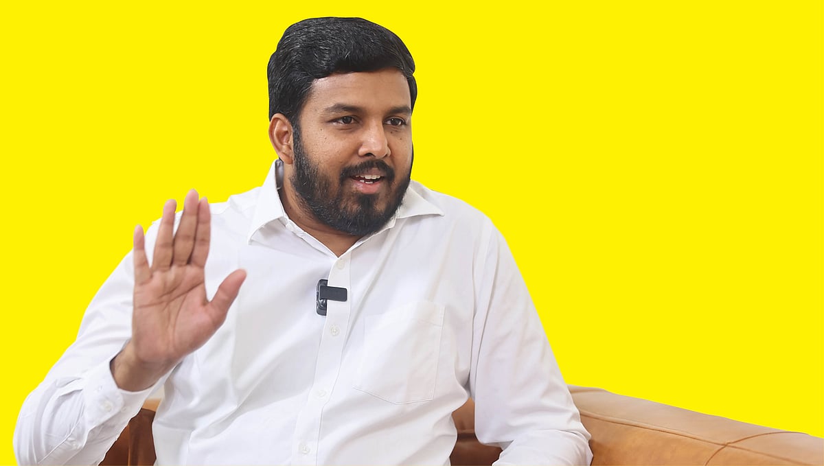 ``சீமான் ப்யூர் வலதுசாரி... NTK முன்வைப்பது பாசிசம்!” - VCK ஆளூர் ஷாநவாஸ் பேட்டி