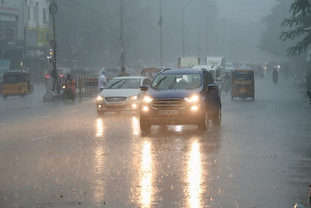 Rain Alert: `புயலாக மாறும் காற்றழுத்த தாழ்வு மையம்!' - எந்தெந்த மாவட்டங்களில் கனமழைக்கு வாய்ப்பு?