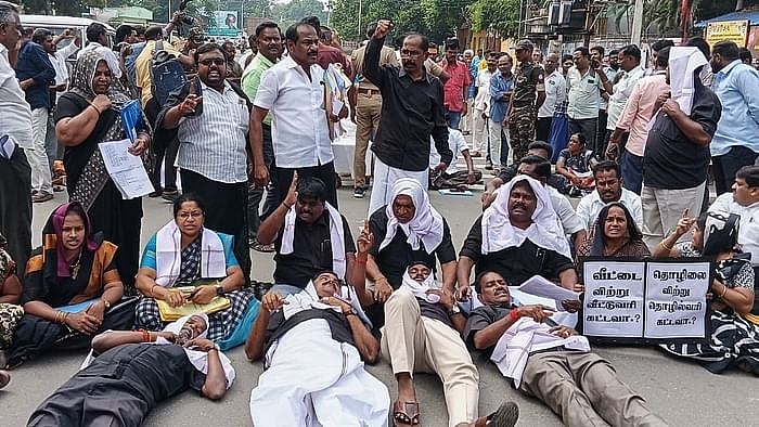 அதிமுக Vs திமுக: சொத்து வரி உயர்வுக்கு யார்தான் காரணம்?