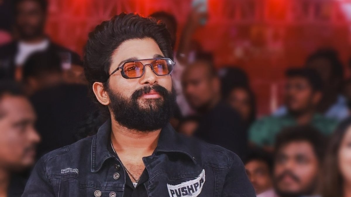 Allu Arjun: `அவர் அப்படிப் பயன்படுத்தக் கூடாது" - அல்லு அர்ஜுனுக்கு எதிராக  காவல் நிலையத்தில் புகார்! | Police complaint filed against Allu Arjun -  Vikatan