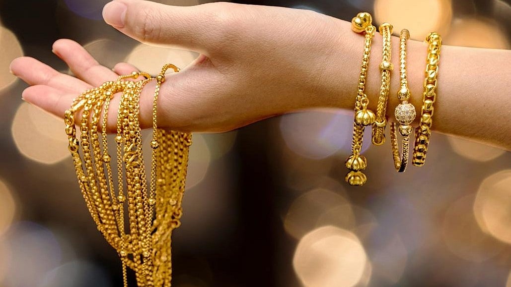 Gold Rate Today: 'குறைந்த தங்கம் விலை..!' - எவ்வளவு தெரியுமா?!