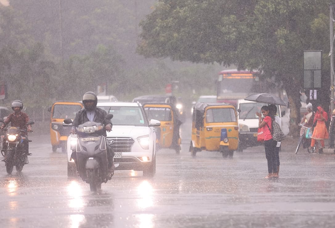 Rain: 17 மாவட்டங்களில் மழைக்கு வாய்ப்பு? - வானிலை ஆய்வு மையம் வெளியிட்ட  தகவல் என்ன?