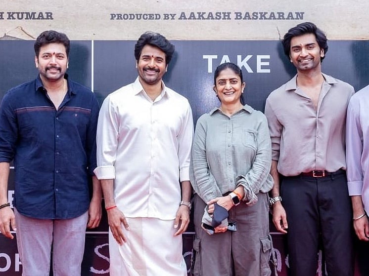 SK 25: சுதா கொங்காரா இயக்கத்தில் எஸ்.கே, ஜெயம் ரவி, அதர்வா இணைந்து நடிக்கும் 'SK 25' பட பூஜை| Photos