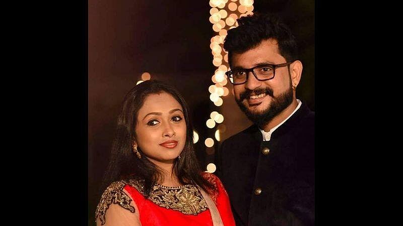 செட்டில்மென்ட்  முடிந்தது; நானும் ஜெயஸ்ரீயும் முறைப்படி பிரிந்து விட்டோம் – சீரியல் நடிகர் ஈஸ்வர் 