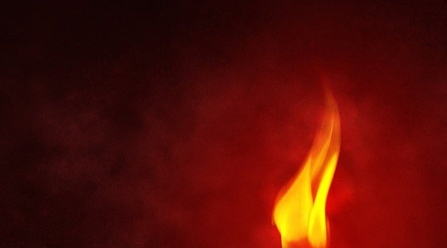 சென்னை: திருமணத்தை மீறிய நட்பு; காவல் நிலைய வாசலில் தீக்குளித்த டான்ஸர்