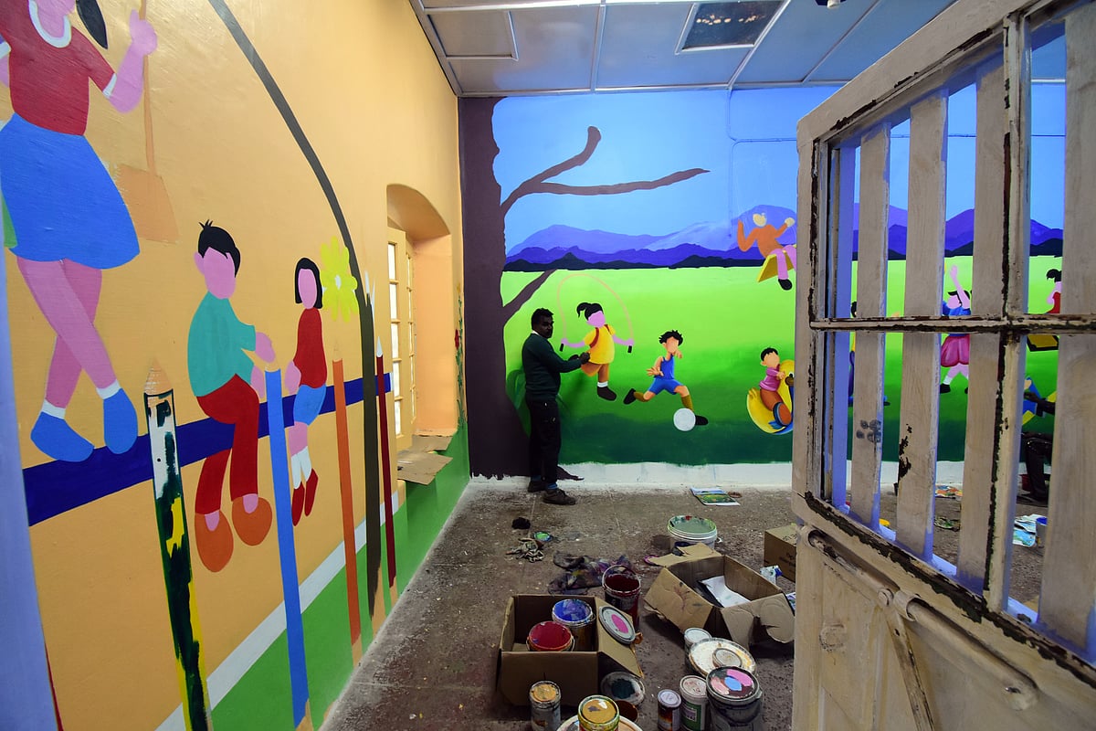 `மாப்ளா ரெபெல்ஸ்': குழந்தைகள் பராமரிப்பு மையமாக மாறும் ஊட்டியின் முதல் காவல் நிலையம்! | Photo Album