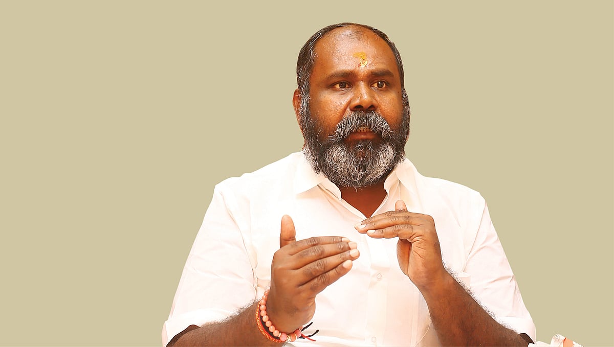 'எனக்கு பதவி தான் வேண்டும்; அடம்பிடிக்கும் உதயநிதி' - ஆர்.பி உதயகுமார் பேசியதென்ன?