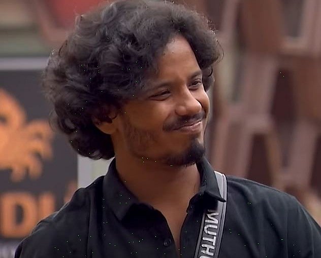  BB Tamil 8 : `இந்த வீட்டை விட்டு...'- எமோஷனலாக பேசிய முத்துக்குமரன் 