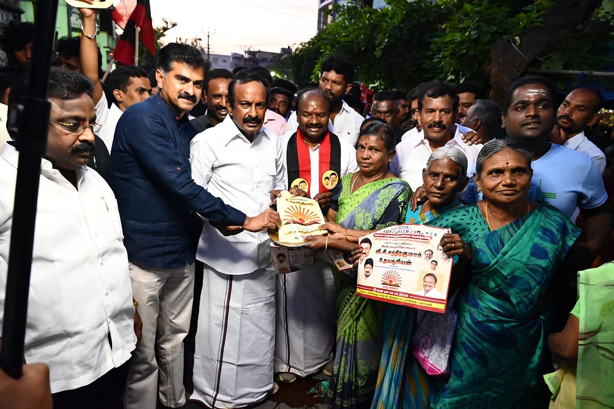 `பெரியார் தமிழகத்தின் கலங்கரை விளக்கம்; தற்குறிகள்தான் அவரை விமர்சிப்பார்கள்' - துரை வைகோ காட்டம்