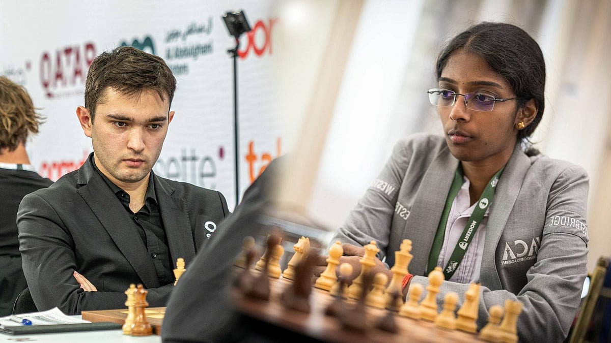 Chess: தமிழக வீராங்கனைக்கு கை குலுக்க மறுத்தது ஏன்..? -செஸ் வீரர் மன்னிப்புக் கேட்டு விளக்கம்!