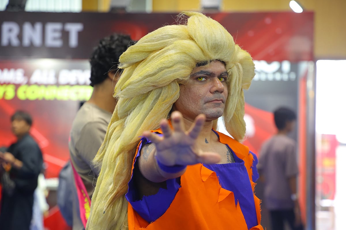 Comic Con: காமிக் ரசிகர்களின் திருவிழா; ஸ்பைடர் மேன், பேட் மேன், லூஃபி வேடமிட்டு அசத்திய ரசிகர்கள்!