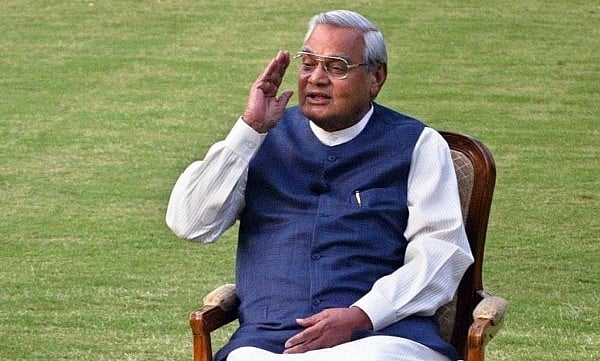 `அரசியல் ஆளுமை': வாஜ்பாயை சந்தித்த அந்த தருணம் -அரசியல் பிரமுகர் பகிரும் நினைவுகள் | My Vikatan