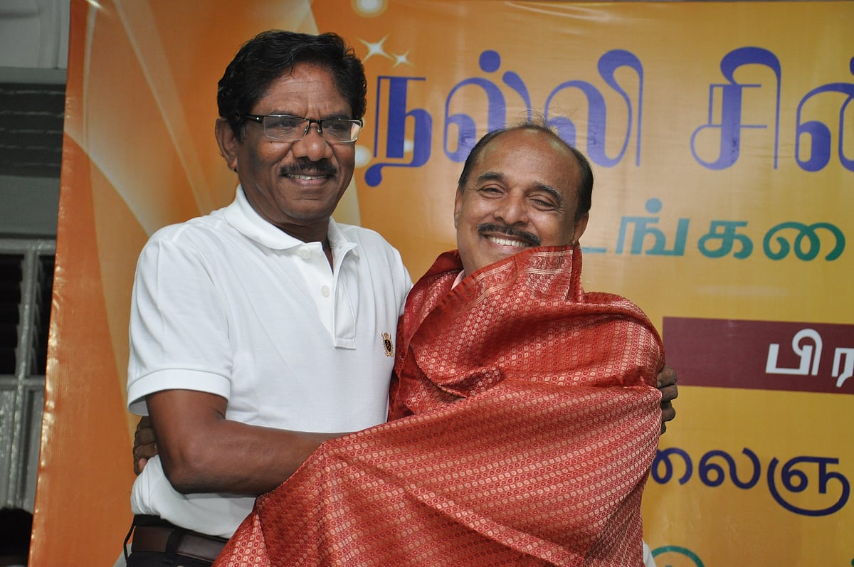 `அவனுக்கு முன்னாடி நான் போய் சேர்ந்திடணும்' - புகைப்படக்காரர் யோகா குறித்து நெகிழ்ந்த பாரதிராஜா