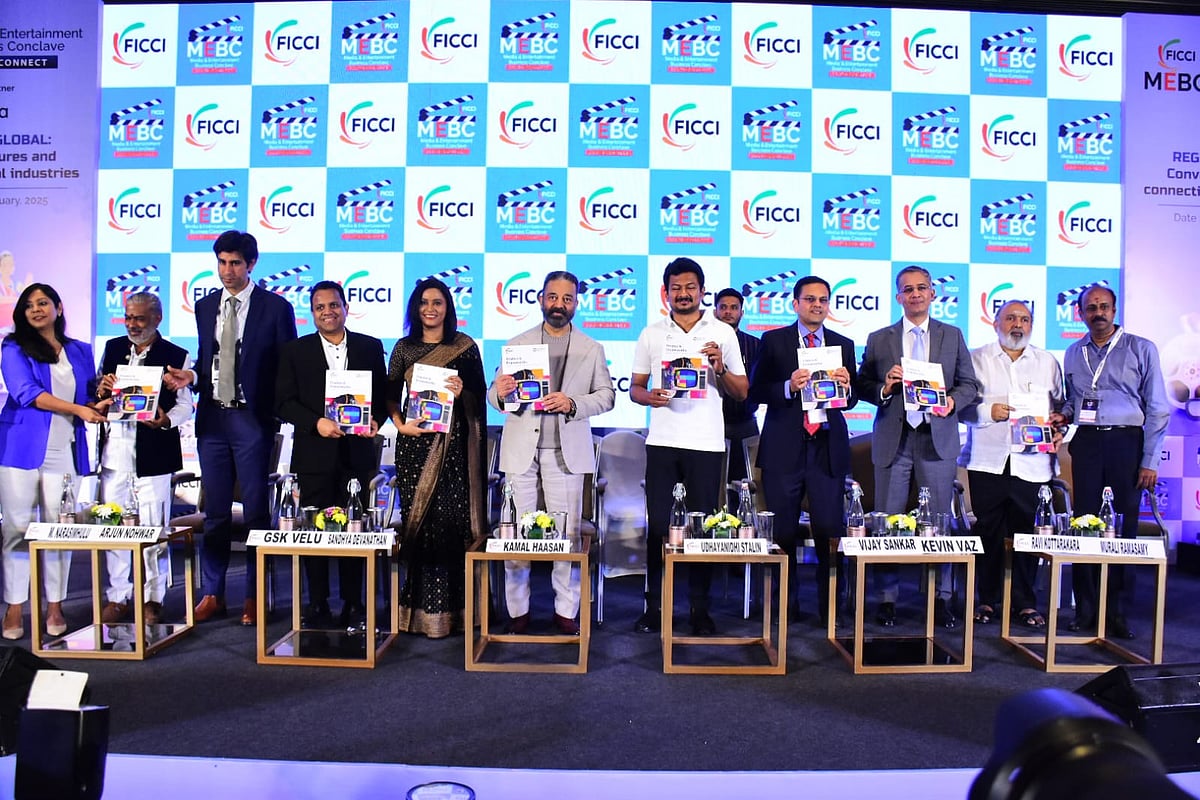 FICCI கருத்தரங்கு மேடையில் கமல் வைத்த கோரிக்கை... `விரைவில் எதிர்பார்க்கலாம்' - உதயநிதி சொன்ன பதில்