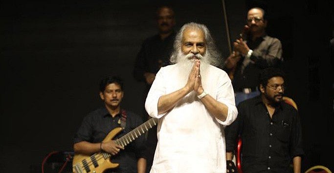 KJ Yesudas: தீவிர சிகிச்சையில் உள்ளாரா யேசுதாஸ்!? - மகன் விஜய் யேசுதாஸ் என்ன சொல்கிறார்..?
