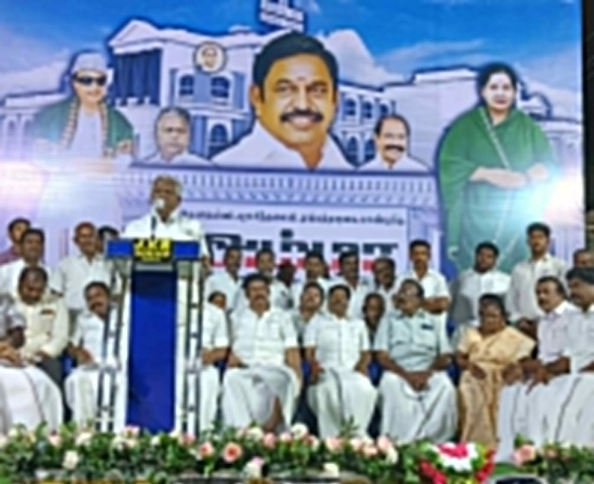 ``திமுக செல்வாக்கு குறைந்ததால், மும்மொழிக் கொள்கையை வைத்து திசை திருப்புகிறார்கள்'' -கே.பி.முனுசாமி