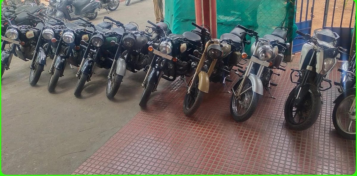 புல்லட் திருட்டில் ஸ்பெஷலிஸ்ட்; 9 புல்லட்கள் பறிமுதல்; 2 திருடர்கள் சிக்கியது எப்படி?