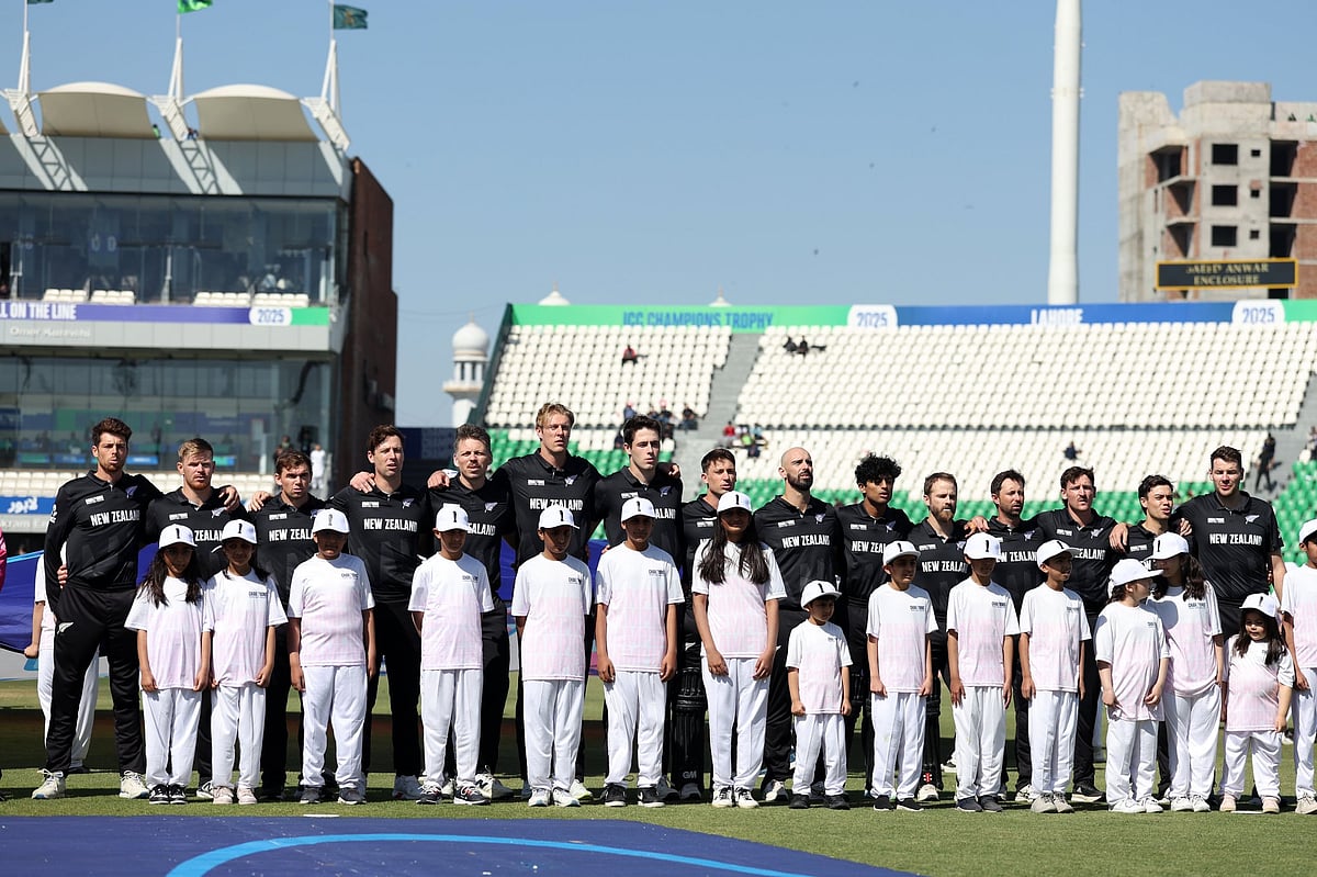 Ind v Nz : `நியூசிலாந்தின் மிடில் ஓவர் Strategy' - இந்தியா செய்ய வேண்டிய அந்த சர்ஜிக்கல் ஸ்ட்ரைக்!