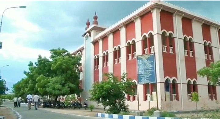 `சிறுவர்களை வைத்து ஆபாச ரீல்ஸ்' - 3 யூடியூப்பர்கள் குண்டர் சட்டத்தில் சிறையில் அடைப்பு!