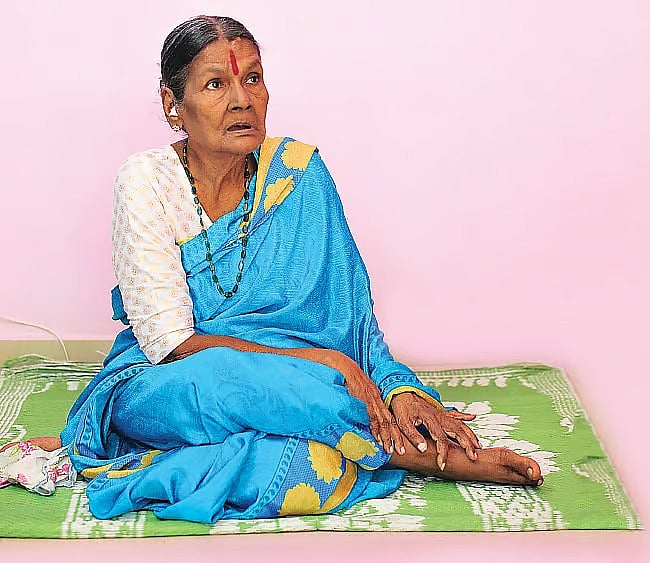 ``என் காலம் எத்தனை நாளோ... அதற்குள்...'' - பின்னணிப்பாடகி சரளா இப்போது எப்படி இருக்கிறார்?