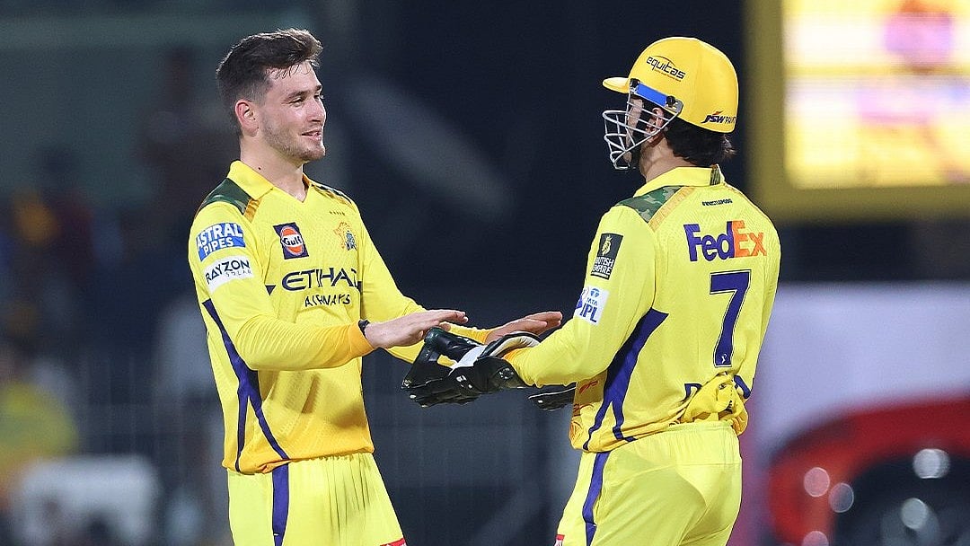 Noor Ahmad: `மஹி பாய் போன்ற ஒருவர் ஸ்டம்புக்கு பின்னால் நிற்பது.!’ - முதல்போட்டி குறித்து நூர் அகமது