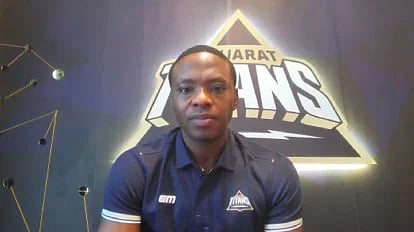 Rabada : 'கிரிக்கெட்டின் பெயரை 'பேட்டிங்' என்று மாற்றி விடுங்கள்! - ரபாடா ஆதங்கம்