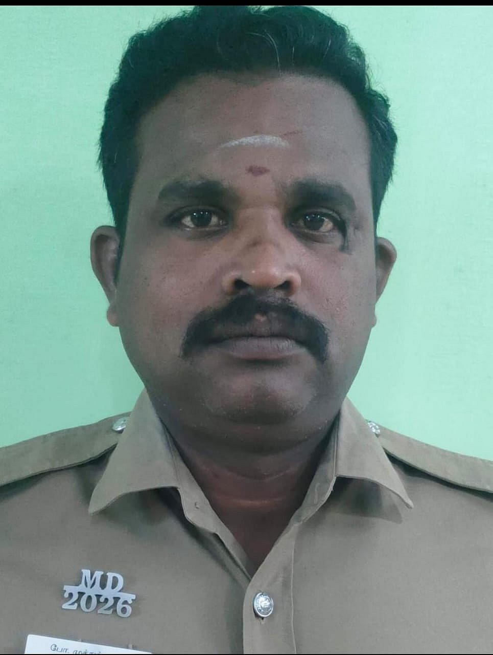 காவலர் கொலையில் 3 பேர் சிறையில் அடைப்பு; சுடப்பட்ட குற்றவாளிக்குத் தீவிர சிகிச்சை