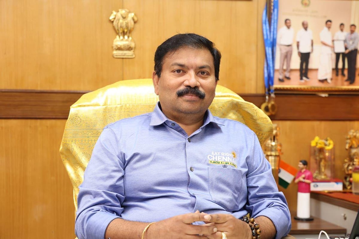 நிறமி வீடியோ வைரல்; தர்பூசணி வியாபாரம் பாதிக்கப்பட்டதாக குற்றச்சாட்டு; உணவுத்துறை அதிகாரி இடமாற்றம்